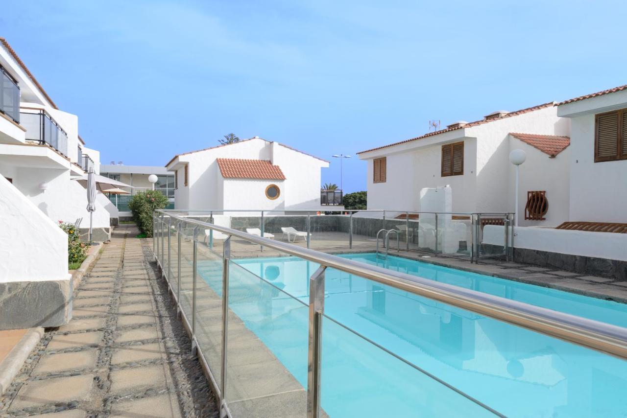 Bonito Bungalow Con Piscina Junto A La Playa San Bartolome de Tirajana  Exterior photo